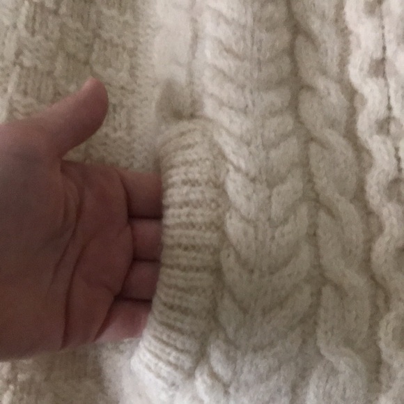 Vintage LL Bean Cable Irish Fisherman Cardigan Wool Made in Ireland Size Medium - Picture 10 of 10